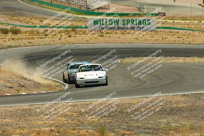 media/May-31-2025-CalClub SCCA (Sat) [[2c1a04e1ee]]/Qualifying/Group 5/Turn 4/